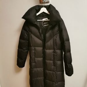 Women's black long down coat